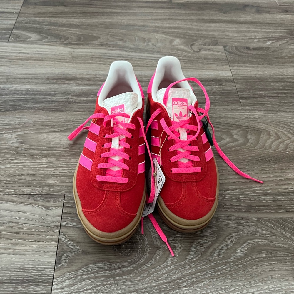 Adidas Bold Gazelle in Collegiate Red